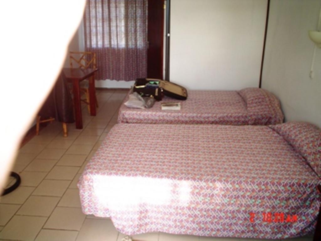 Auberge Le Saladier Mahebourg Room photo